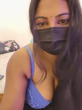its-mahi- stripchat live cam model