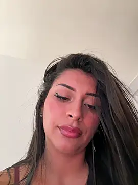 sweetAli_ stripchat live cam model