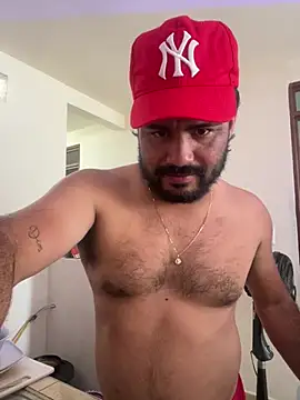 MichaelBear_21 stripchat live cam model