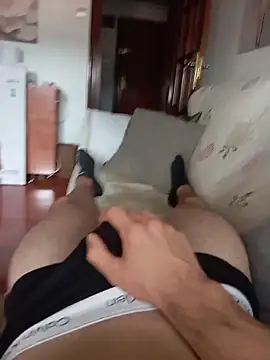ruiiizz stripchat live cam model