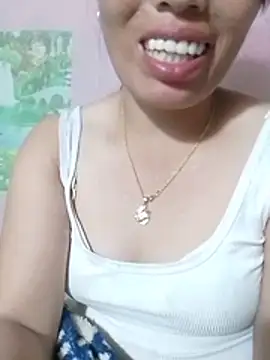 Tu-quyen stripchat live cam model