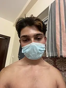 Vivaan_25 stripchat live cam model