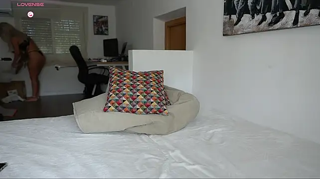 miss_juliaa stripchat live cam model