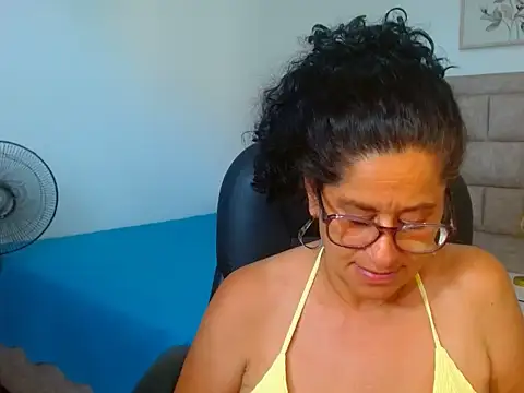 juanitaaxooxx stripchat live cam model