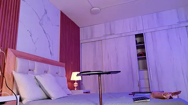 mia_hank stripchat live cam model