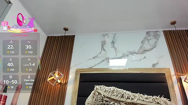 ALICIATARLY stripchat live cam model