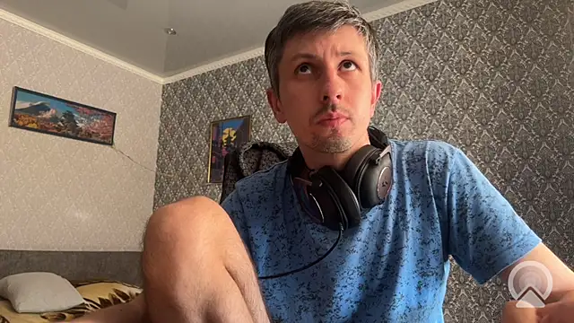Aki-Laky stripchat live cam model