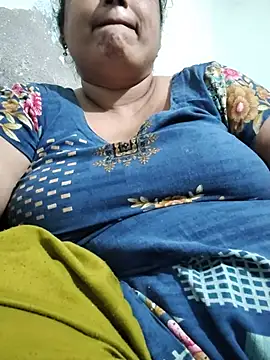 Hot_indian_Milf stripchat live cam model