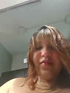VanessaLanz stripchat live cam model