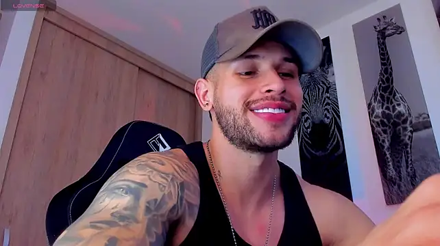 Santos_ramirez1 stripchat live cam model