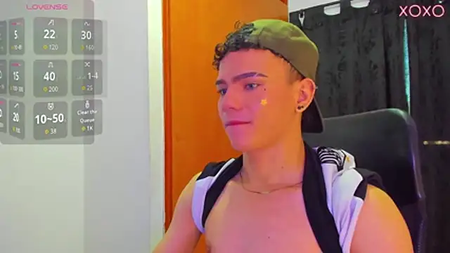 sebascuterouss stripchat live cam model