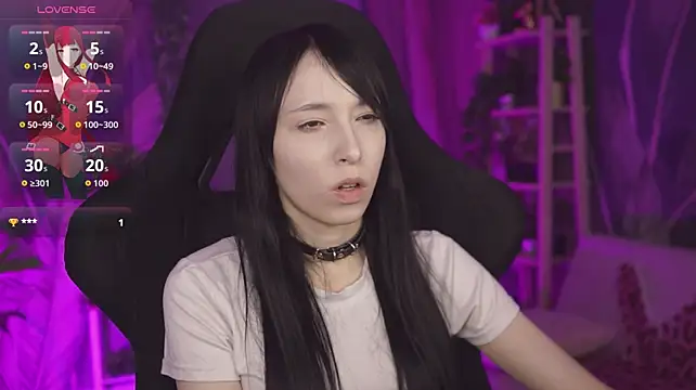 SeraphineSparda stripchat live cam model
