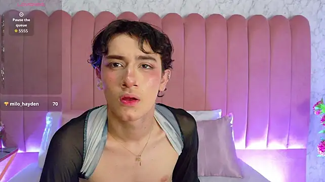 Leo_Williamss stripchat live cam model