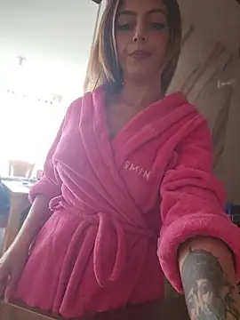 onlynina stripchat live cam model