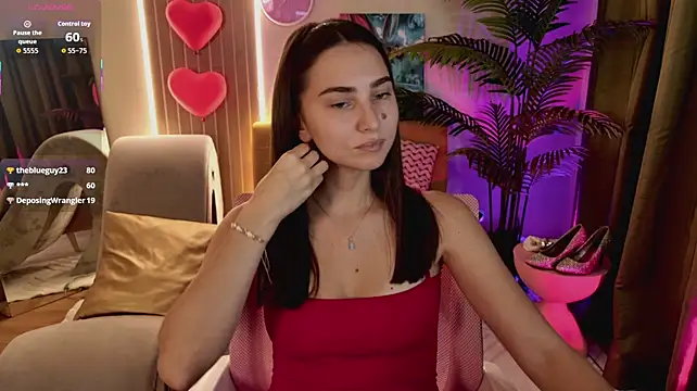 SelinOtis stripchat live cam model