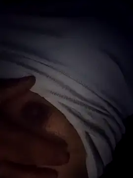 Dior-18 stripchat live cam model