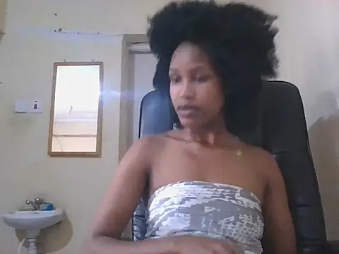 Love_Deity stripchat live cam model