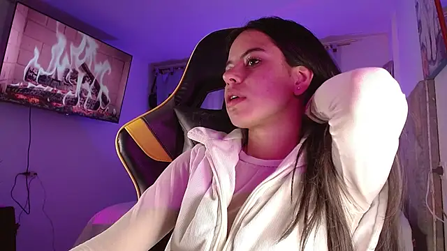 Im_megaan stripchat live cam model