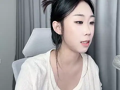 diudiu622 stripchat live cam model