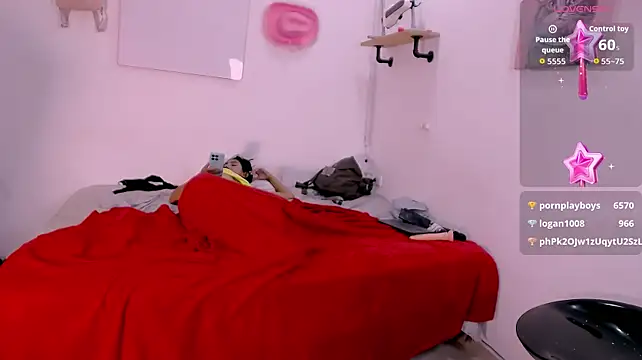 NAHOMY_SMITHH33 stripchat live cam model