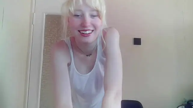 CaryCroy stripchat live cam model