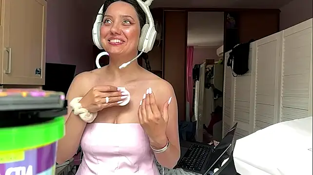 Yeniferyyyy stripchat live cam model