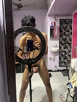 Hottestchickk stripchat live cam model
