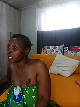 JUNIORBLACKBEAUTYJUXX01 stripchat live cam model