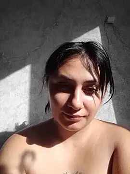 madinaStar stripchat live cam model