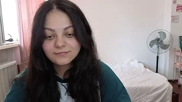 _Mikky_lil_ stripchat live cam model
