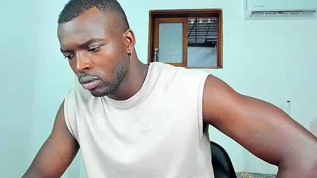 Dylan_Taylor stripchat live cam model