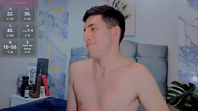 Un_Sluttyy stripchat live cam model