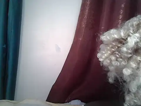 BUNNY_BLISS1 stripchat live cam model