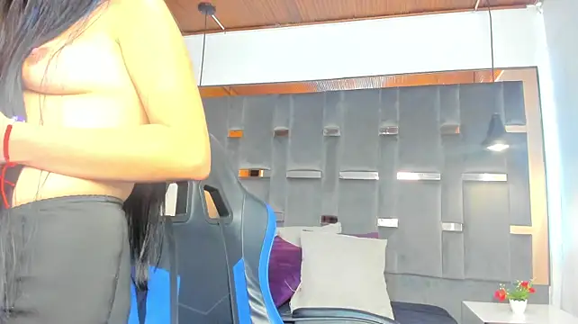 Astraglow1 stripchat live cam model