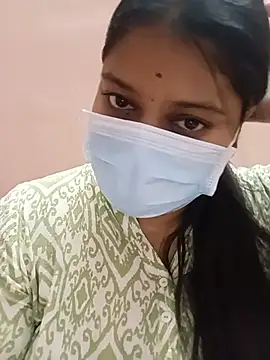 TamilNandhu stripchat live cam model