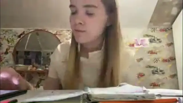 VerdaGormly stripchat live cam model