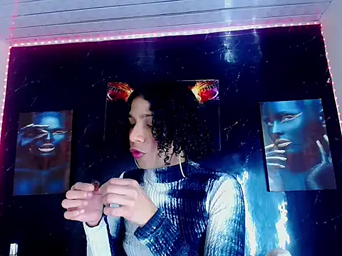 Brittany_Queen_ stripchat live cam model