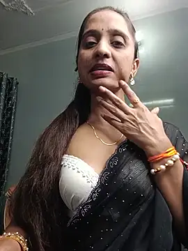 Sonam1186 stripchat live cam model