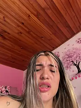 Sarita-candy stripchat live cam model