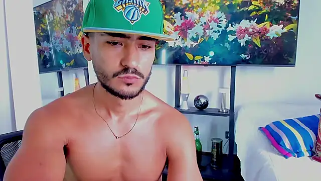 david__johnson372 stripchat live cam model