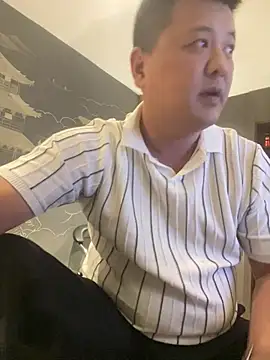 zhang1118 stripchat live cam model