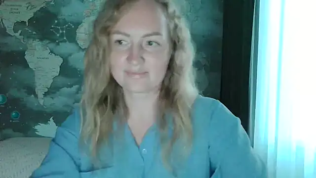Zaliraa stripchat live cam model