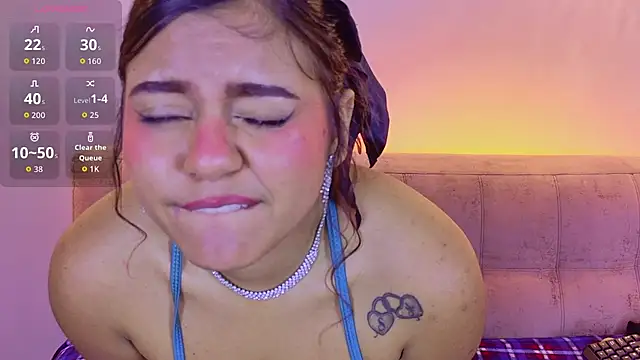 BELLA_TENTATION_CR stripchat live cam model