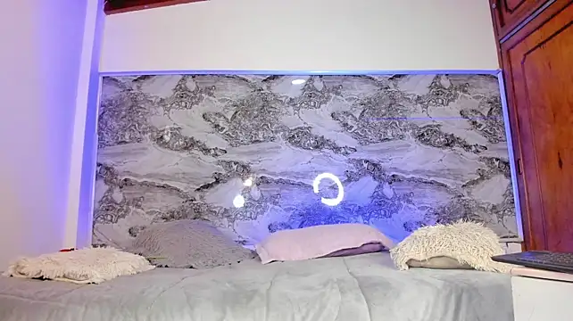 miss_selenafoxx stripchat live cam model