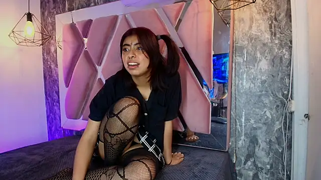 _Angel_dustt stripchat live cam model