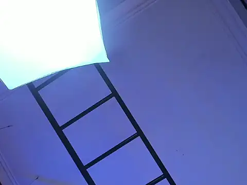 AronnCruz stripchat live cam model