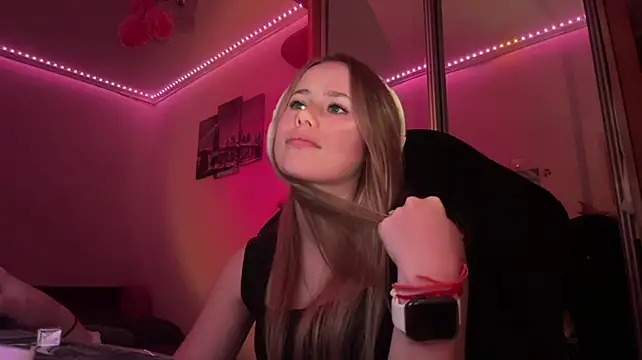 Aurorain stripchat live cam model