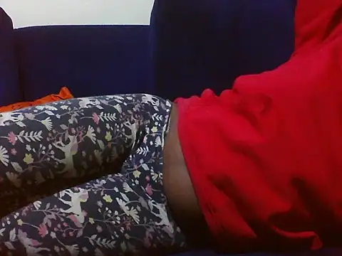 Keep_it_reel stripchat live cam model