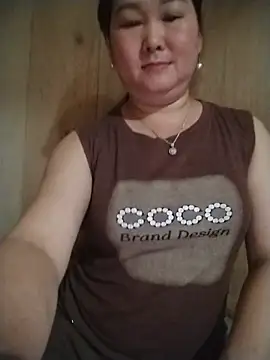 bethichxxx stripchat live cam model