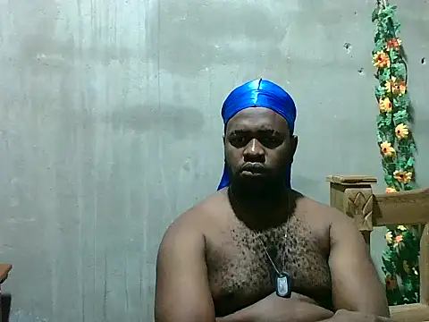 2ocmaxi stripchat live cam model